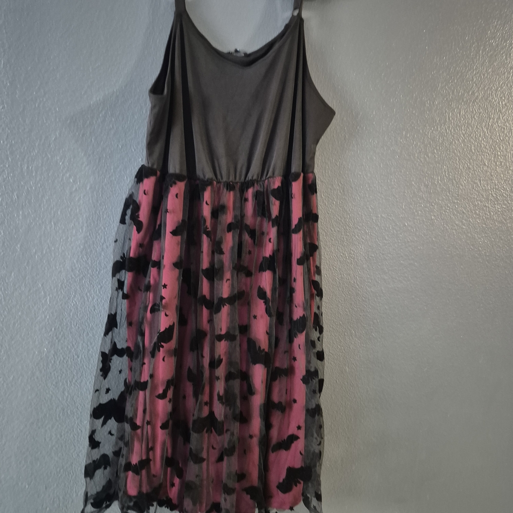 BloomChic Black Top